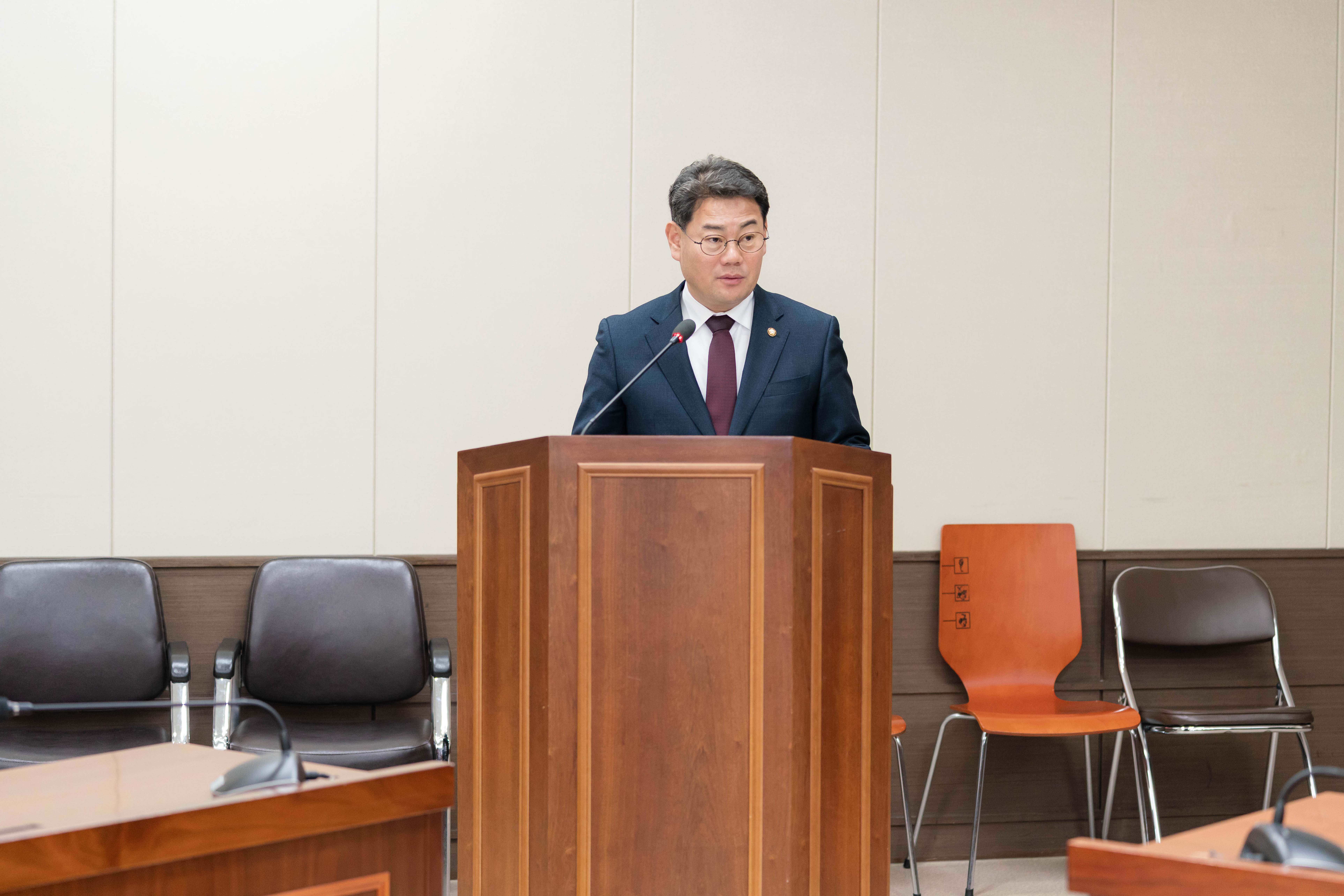 의원연구단체 운영 심의위원회