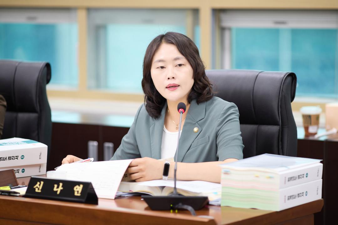 '제3차 예산결산특별위원회(제293차 제1회 정례회)' 게시글의 사진(33) '20250626 제3차 예산결산특별위원회(제293차 제1회 정례회)-85.jpg'