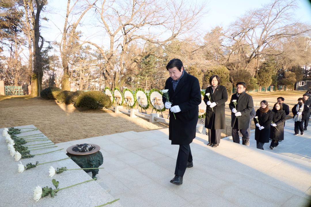 '현충탑 참배' 게시글의 사진(5) '20260102 현충탑 참배-05.jpg'