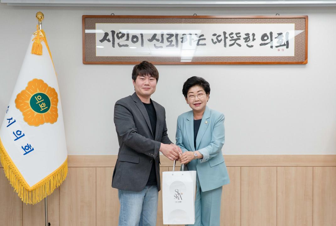 '의원연구단체 경제발전 연구회 벤치마킹(고흥,여수)' 게시글의 사진(30) '20250630~0702 의원연구단체 경제발전 연구회 벤치마킹(고흥,여수) (70).jpg'