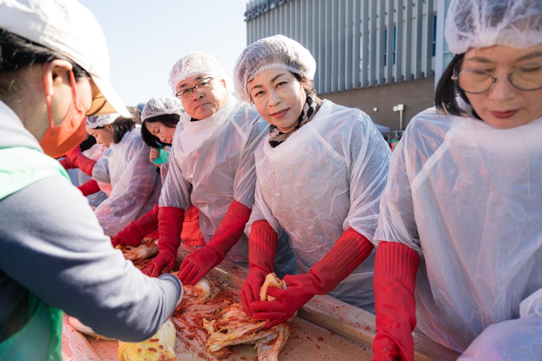 '용인 사랑 나눔 김장' 게시글의 사진(20) '20251103 용인 사랑 나눔 김장 축제 N_-22.JPG'