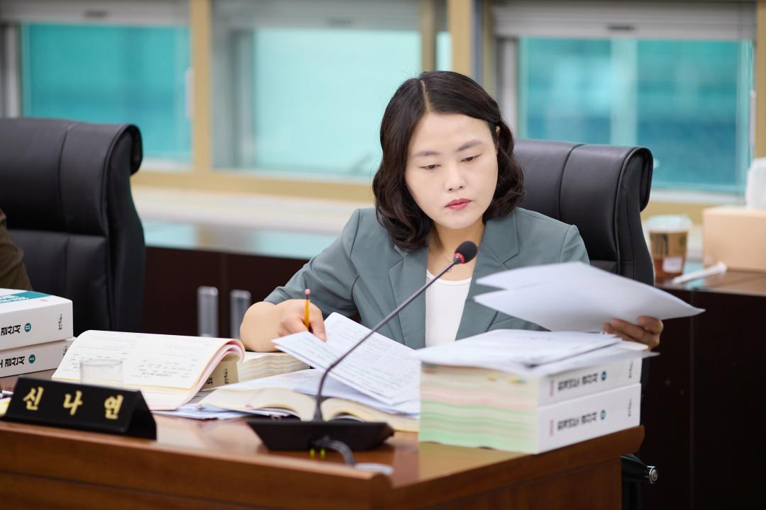 '제3차 예산결산특별위원회(제293차 제1회 정례회)' 게시글의 사진(35) '20250626 제3차 예산결산특별위원회(제293차 제1회 정례회)-89.jpg'
