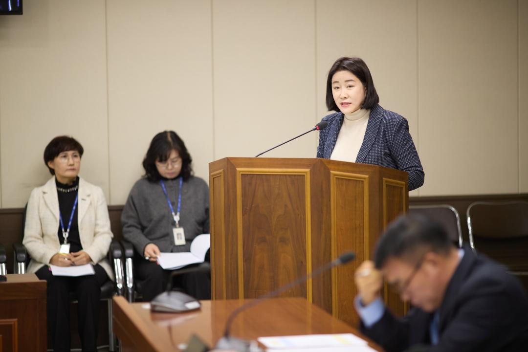 '상임위위원회별 제1차 회의 ( 제300회 임시회 )' 게시글의 사진(20) '20260210 상임위원회별 제1차 회의(제300회 임시회)-42.jpg'