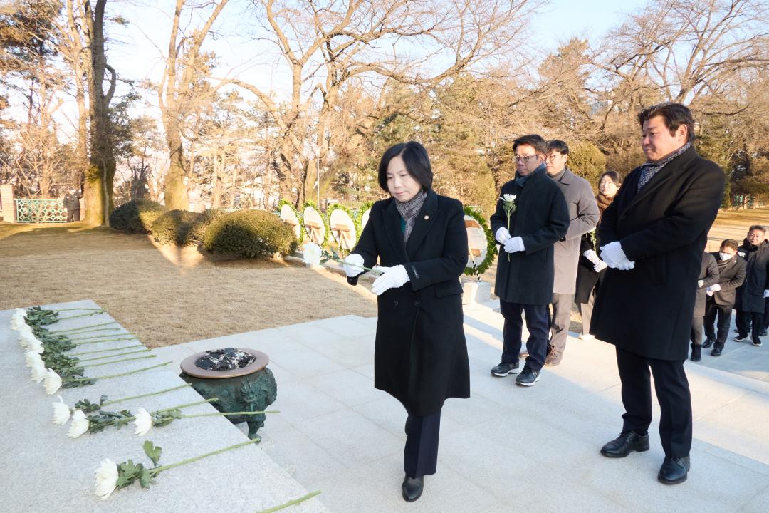 '현충탑 참배' 게시글의 사진(18) '20260102 현충탑 참배-022.jpg'