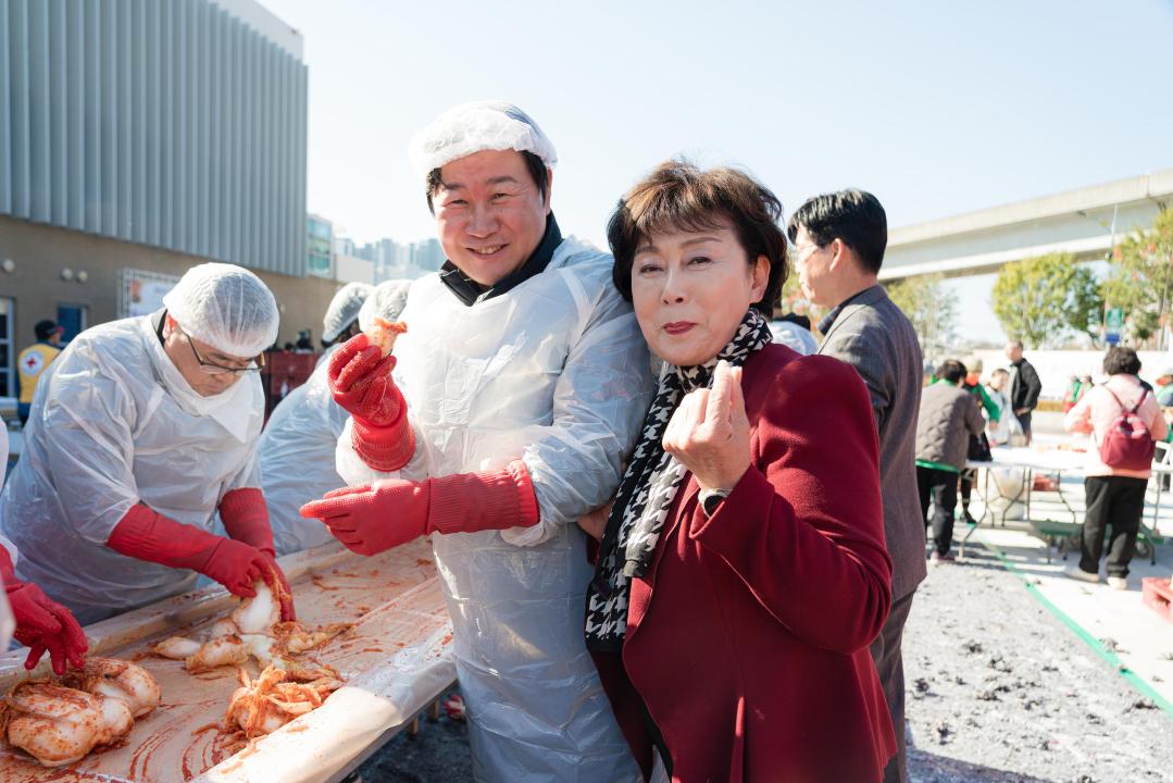 '용인 사랑 나눔 김장' 게시글의 사진(8) '20251103 용인 사랑 나눔 김장 축제 N_-41.JPG'