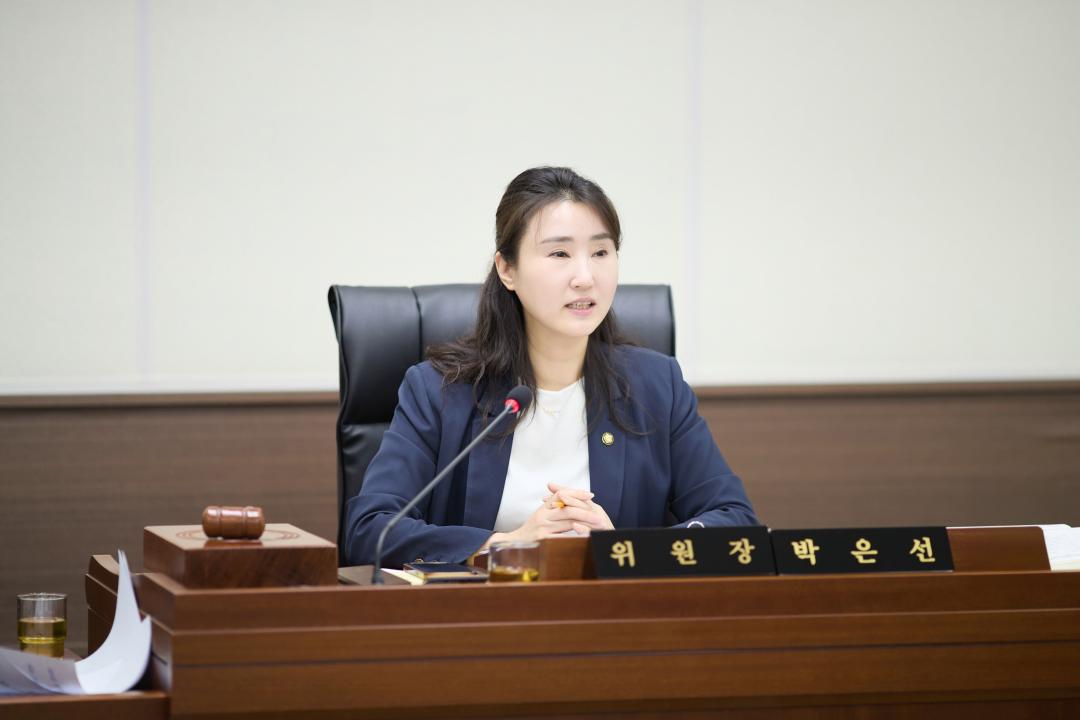 '제3차 예산결산특별위원회(제293차 제1회 정례회)' 게시글의 사진(6) '20250626 제3차 예산결산특별위원회(제293차 제1회 정례회)-16.jpg'