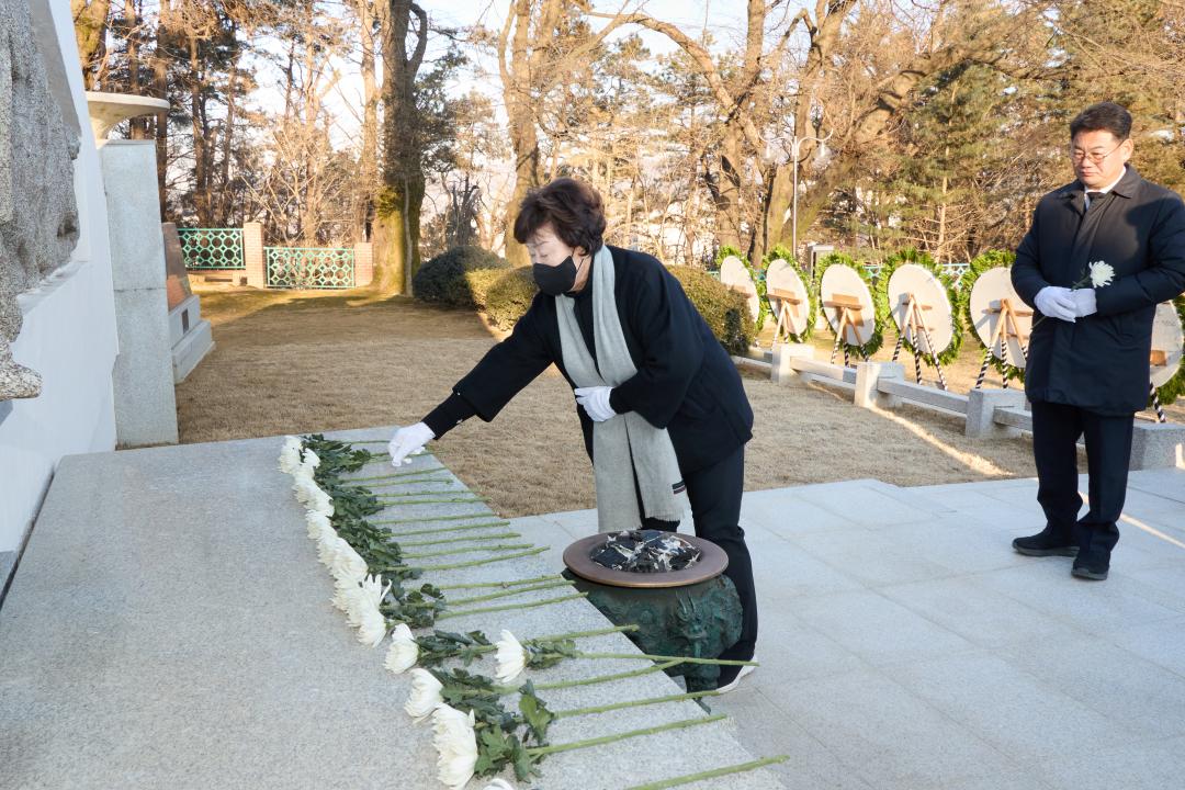 '현충탑 참배' 게시글의 사진(24) '20260102 현충탑 참배-038.jpg'