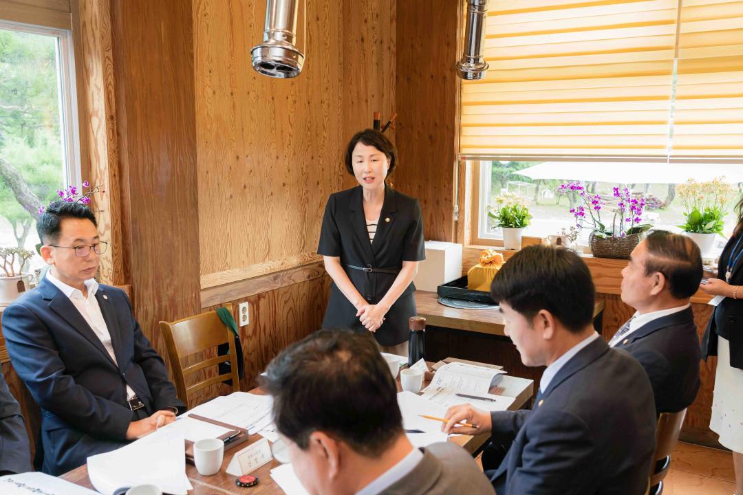 '경기도시·군의회의장 남부권협의회 제52차 정례회의' 게시글의 사진(14) '20240725 경기도시·군의회의장 남부권협의회 제52차 정례회의 L-14.jpg'