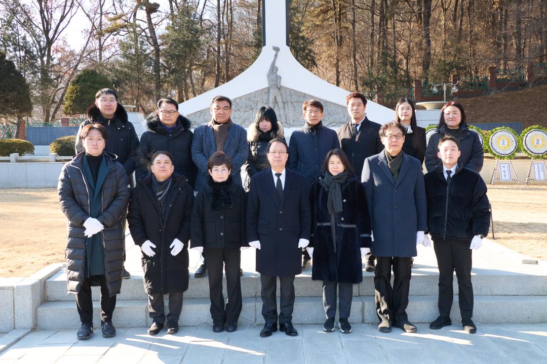 '현충탑 참배' 게시글의 사진(46) '20260102 현충탑 참배-132.jpg'