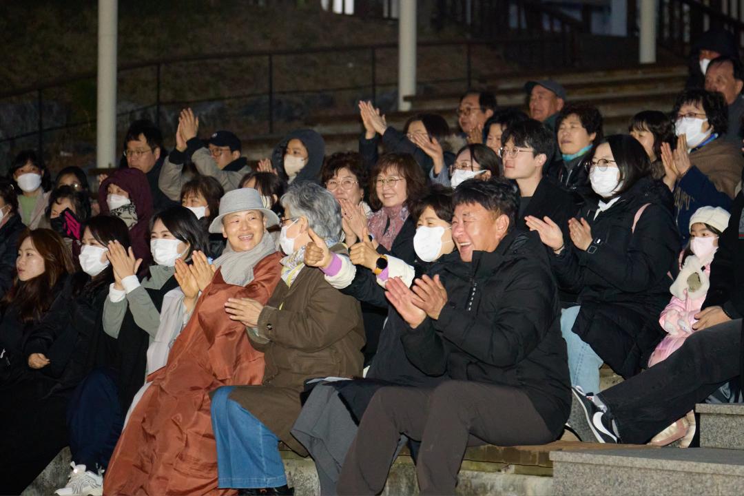 '2025 용인시민연등축제 봉축점등식' 게시글의 사진(14) '20250413 2025 용인시민연등축제 봉축점등식-28.jpg'