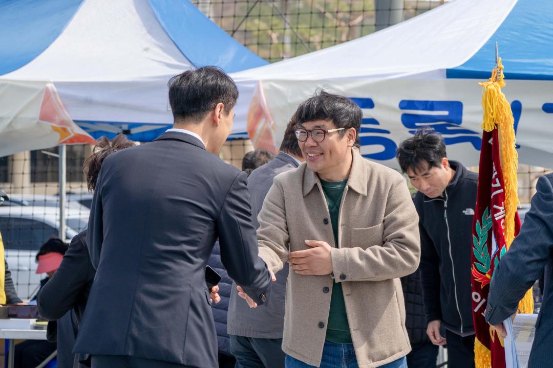 '제29회 용인특례시협회장기 게이트볼 대회 및 회장 이·취임식' 게시글의 사진(8) '20250415 제29회 용인시협회장기 케이트볼대회 개회식 (7).jpg'