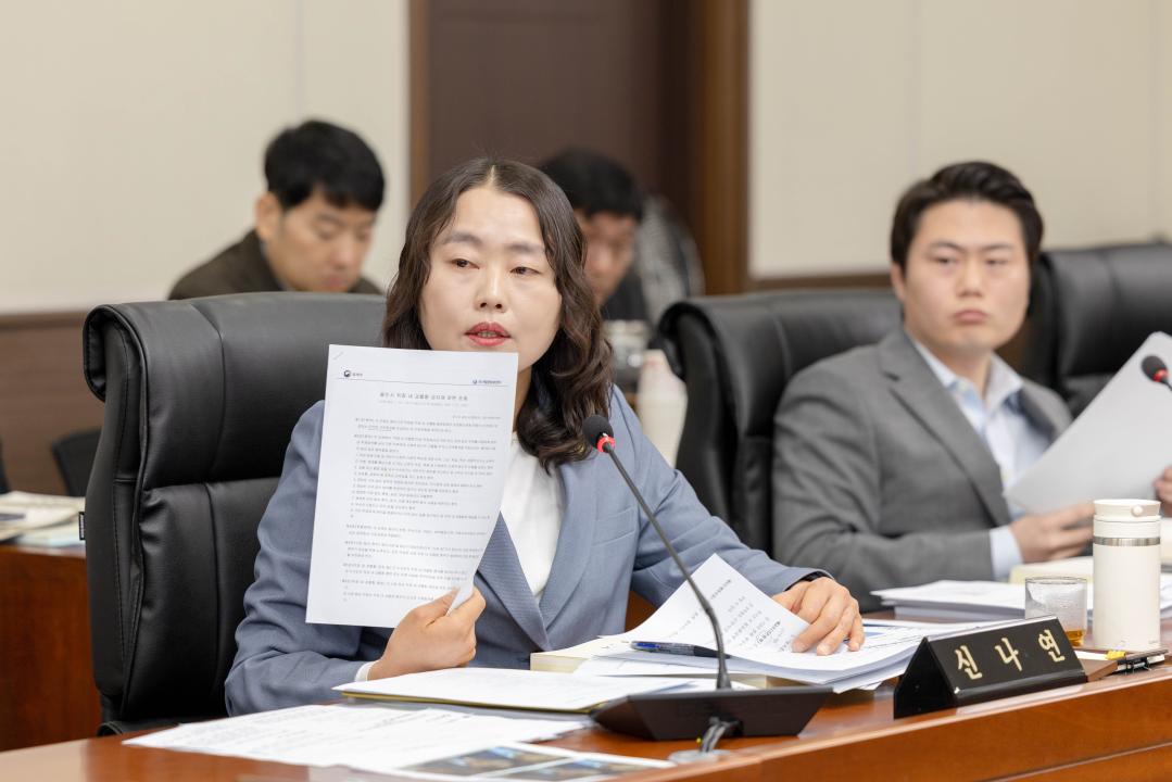 상임위위원회별 제1차 회의 ( 제297회 임시회 )