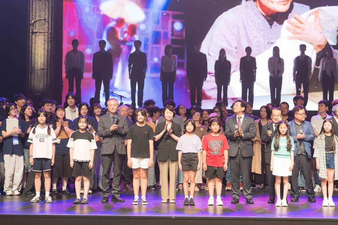 '제42회 대한민국 연극제 용인 폐막식' 게시글의 사진(25) '20240723 제42회 대한민국 연극제 용인 폐막식 L-26.jpg'