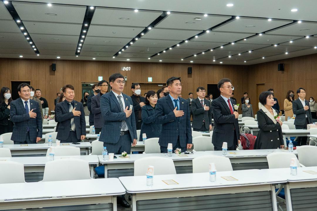 '제3회 올해의기호자의정대상' 게시글의 사진(2) '20230314 기호의정대상 임현수의원 (6).JPG'
