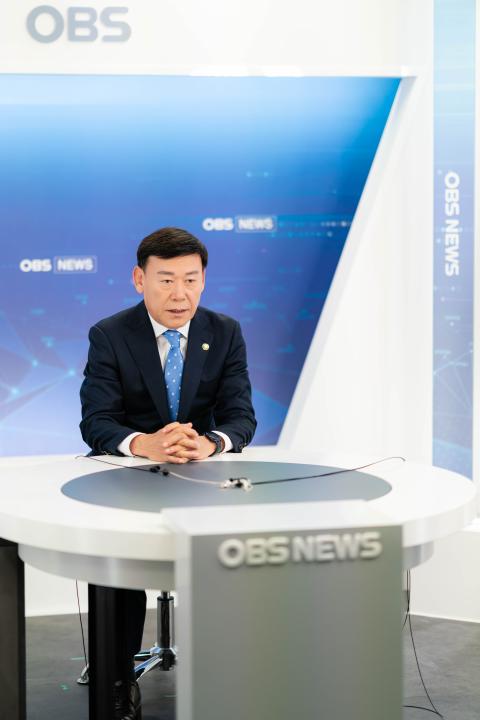 'OBS 방송출연' 게시글의 사진(4) '20230427 황재욱 위원장님 OBS 출연 L-4.jpg'