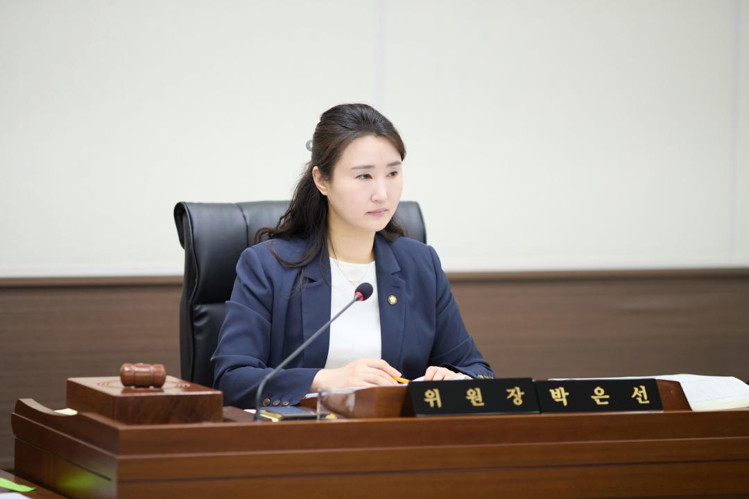 '제3차 예산결산특별위원회(제293차 제1회 정례회)' 게시글의 사진(2) '20250626 제3차 예산결산특별위원회(제293차 제1회 정례회)-03.jpg'