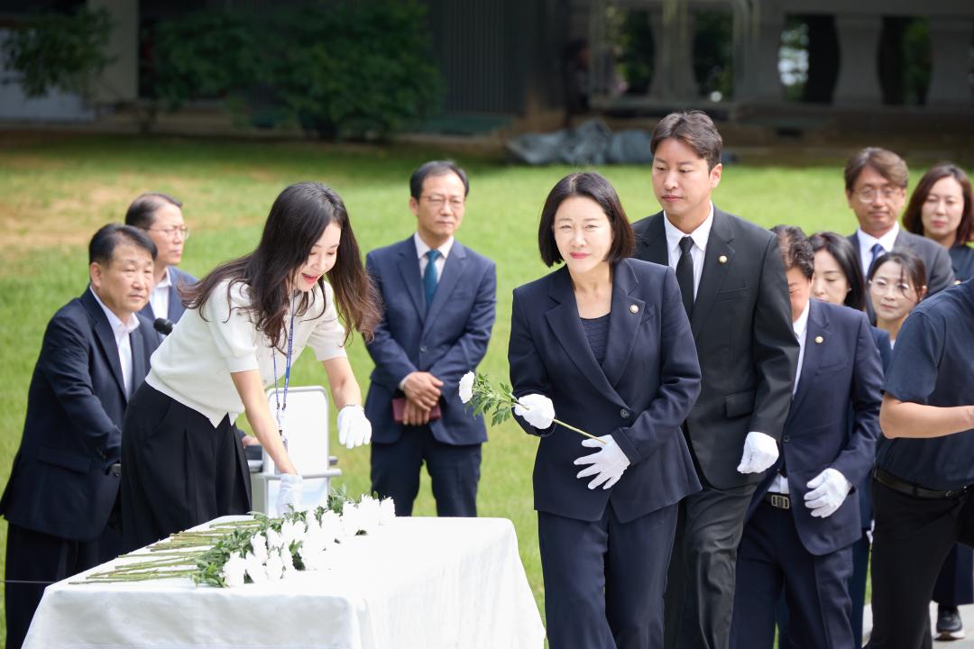 '현충탑 참배' 게시글의 사진(31) '20260702 현충탑 참배-056.jpg'