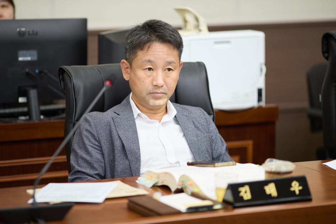 '제3차 예산결산특별위원회(제293차 제1회 정례회)' 게시글의 사진(23) '20250626 제3차 예산결산특별위원회(제293차 제1회 정례회)-54.jpg'