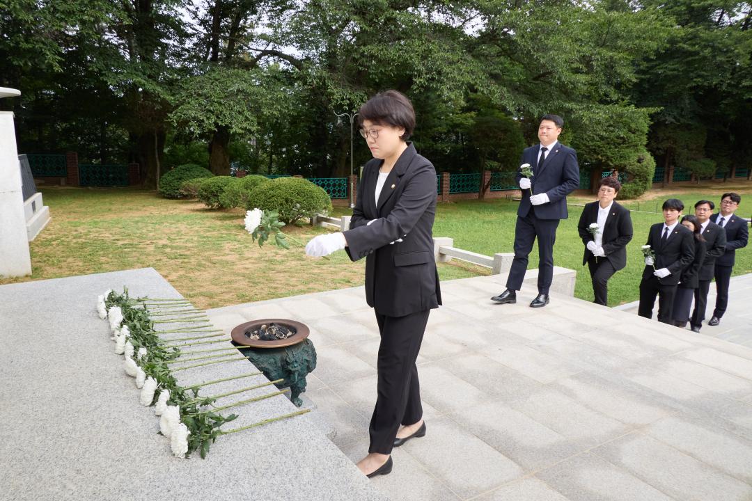 '현충탑 참배' 게시글의 사진(57) '20260702 현충탑 참배-114.jpg'