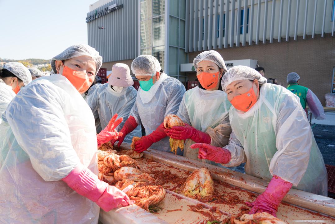 '용인 사랑 나눔 김장' 게시글의 사진(27) '20251103 용인 사랑 나눔 김장 축제 N_-15.JPG'