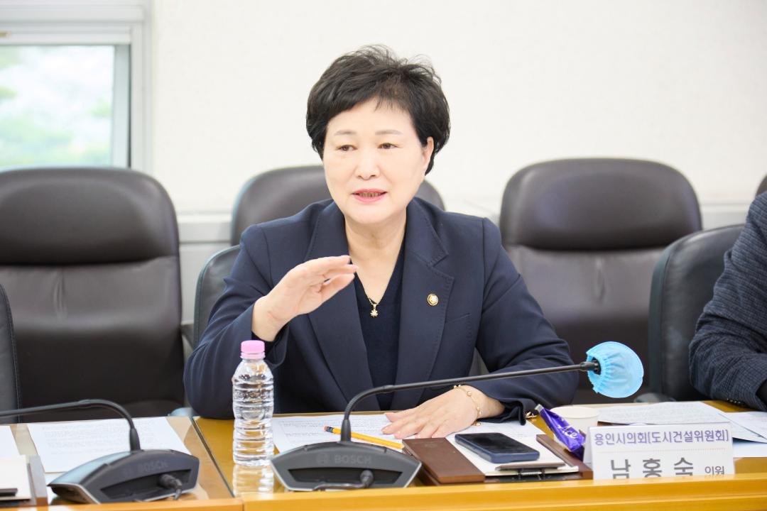 '차량 돌진 사고 예방을 위한 조례 개정 간담회' 게시글의 사진(16) '20250414 차량 돌진 사고 예방을 위한 조례 개정 간담회-25.jpg'