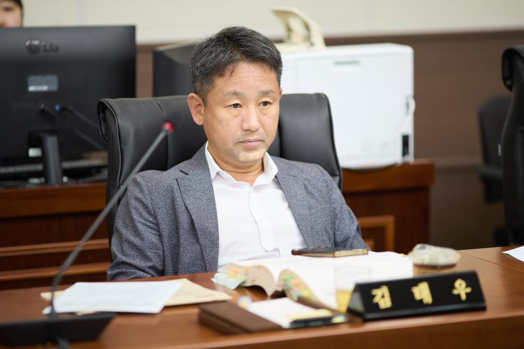 '제3차 예산결산특별위원회(제293차 제1회 정례회)' 게시글의 사진(24) '20250626 제3차 예산결산특별위원회(제293차 제1회 정례회)-56.jpg'