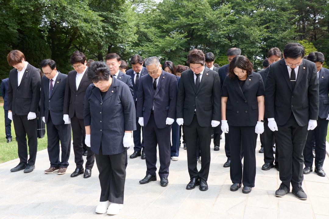 '현충탑 참배' 게시글의 사진(84) '20260702 현충탑 참배-191.jpg'