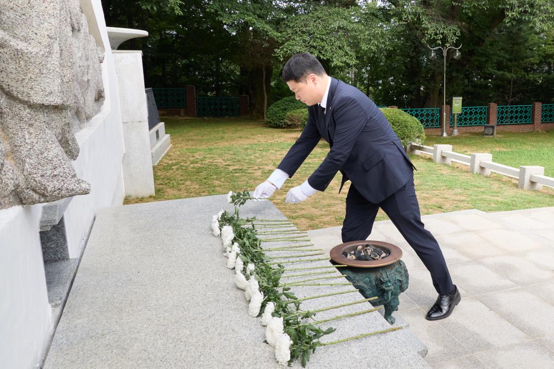 '현충탑 참배' 게시글의 사진(58) '20260702 현충탑 참배-115.jpg'
