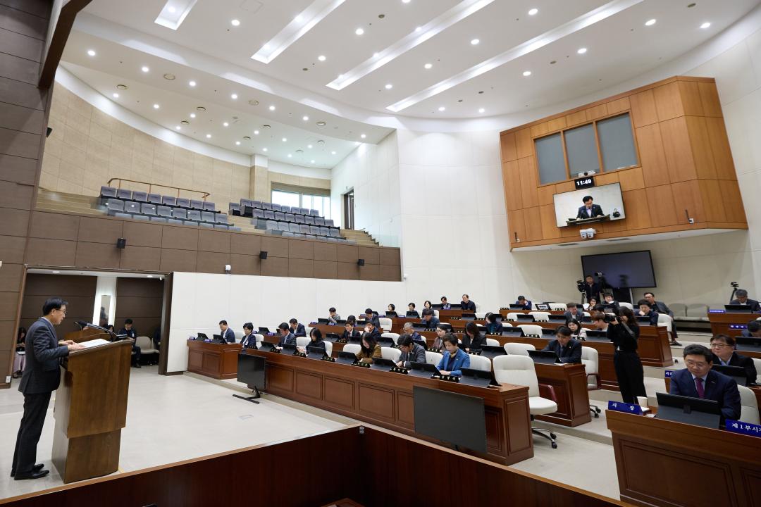 '제292회 임시회 제2차 본회의' 게시글의 사진(15) 'KakaoTalk_20250414_200126547_02.jpg'