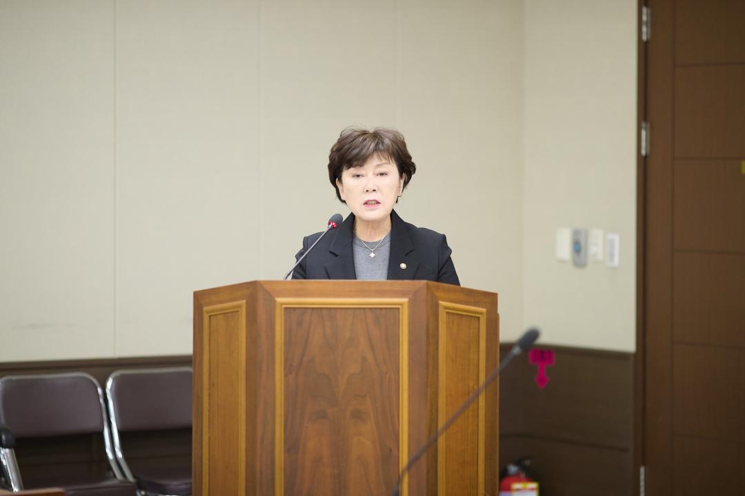 '상임위위원회별 제1차 회의 ( 제302회 임시회 )' 게시글의 사진(11) '20260403 상임위원회별 제1차 회의(제302호 임시회)-14.jpg'