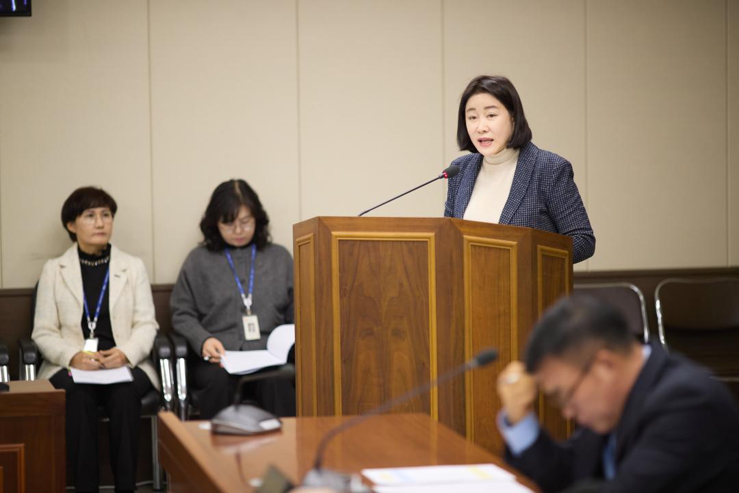 '상임위위원회별 제1차 회의 ( 제300회 임시회 )' 게시글의 사진(21) '20260210 상임위원회별 제1차 회의(제300회 임시회)-43.jpg'