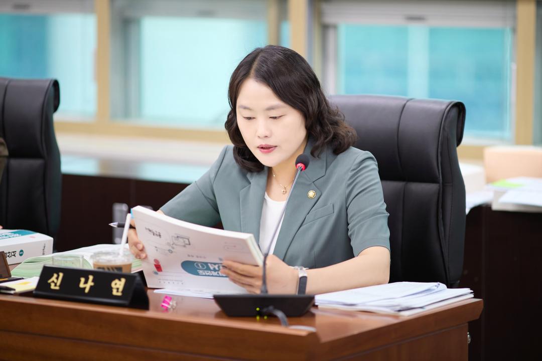 '제3차 예산결산특별위원회(제293차 제1회 정례회)' 게시글의 사진(38) '20250626 제3차 예산결산특별위원회(제293차 제1회 정례회)-95.jpg'