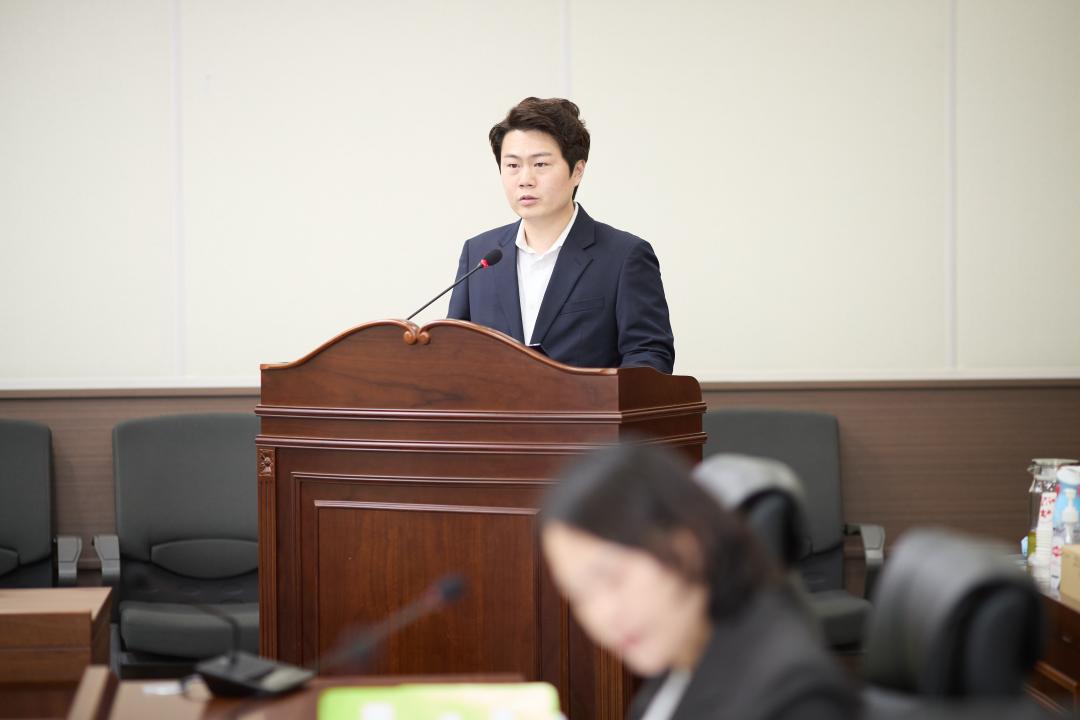 '상임위 위원별 제1차 회의 (제292회 임시회)' 게시글의 사진(11) '20250411 상임위 위원별 제 1차 회의 (제292회 임시회)-016.jpg'