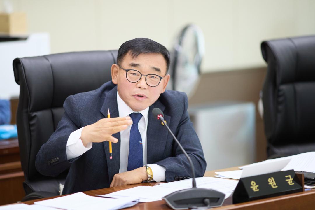 '상임위위원회별 제1차 회의 ( 제302회 임시회 )' 게시글의 사진(27) '20260403 상임위원회별 제1차 회의(제302호 임시회)-45.jpg'