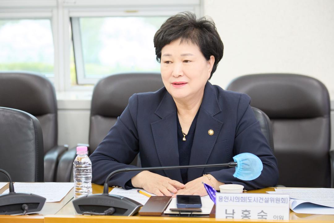 '차량 돌진 사고 예방을 위한 조례 개정 간담회' 게시글의 사진(18) '20250414 차량 돌진 사고 예방을 위한 조례 개정 간담회-29.jpg'