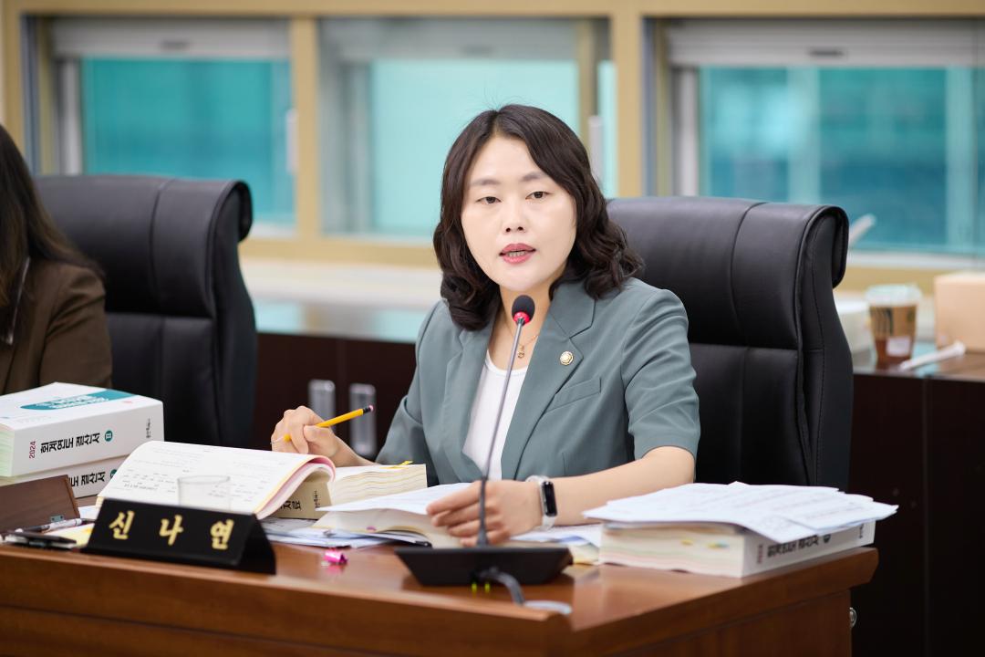 '제3차 예산결산특별위원회(제293차 제1회 정례회)' 게시글의 사진(36) '20250626 제3차 예산결산특별위원회(제293차 제1회 정례회)-91.jpg'