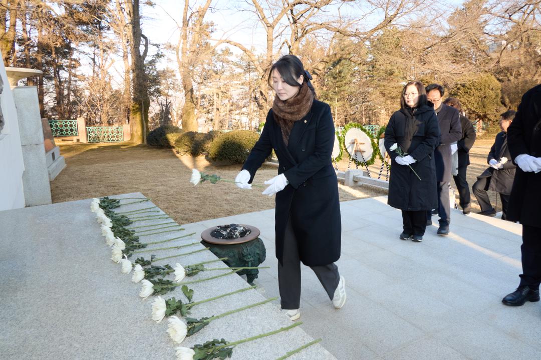 '현충탑 참배' 게시글의 사진(21) '20260102 현충탑 참배-031.jpg'
