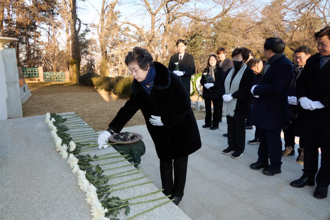 '현충탑 참배' 게시글의 사진(31) '20260102 현충탑 참배-060.jpg'