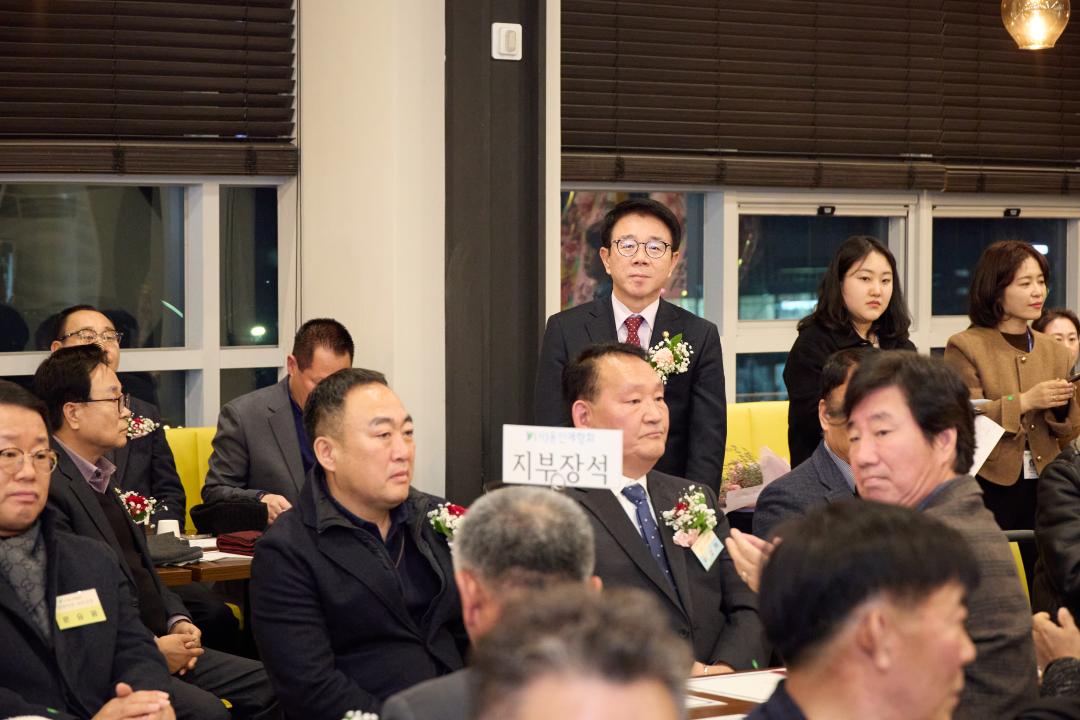 '용인애향회 제4대 이사장 취임식 및 장학금 수여식' 게시글의 사진(19) '20260130 용인애향회 제4대 이사장 취임식 및 장학금 수여식-12.jpg'