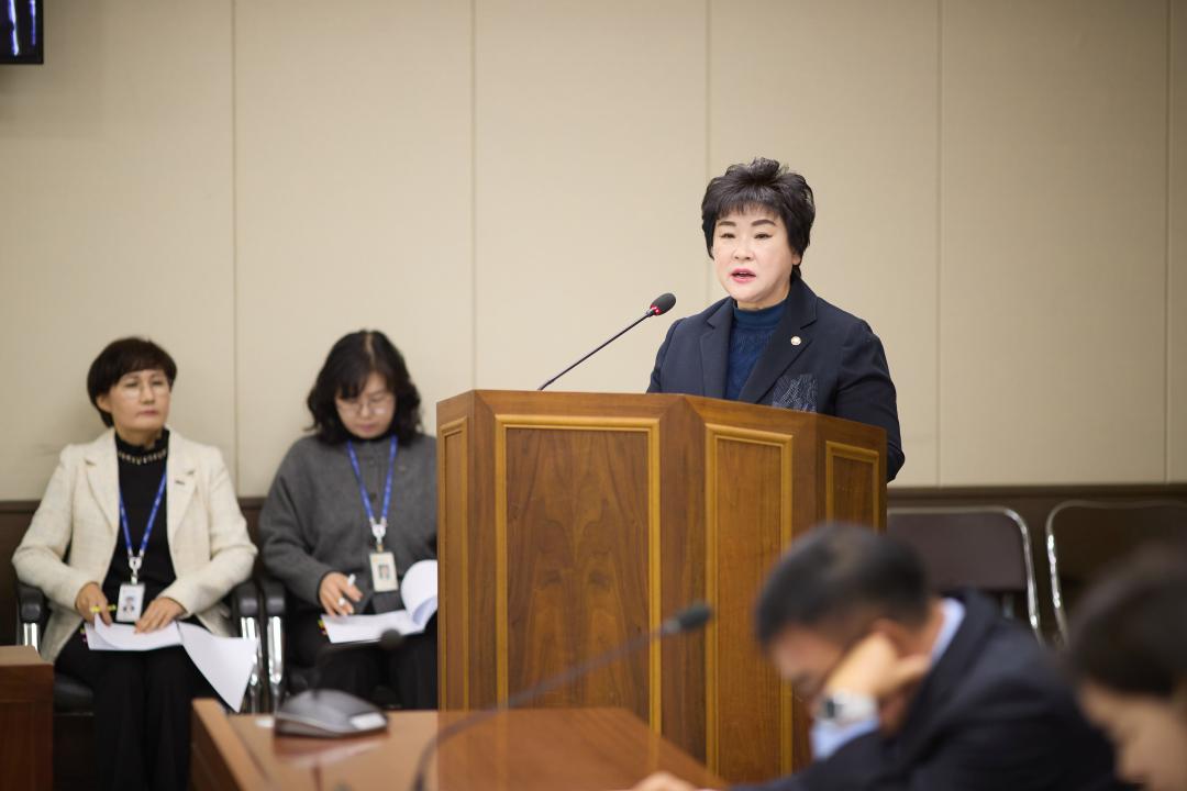 '상임위위원회별 제1차 회의 ( 제300회 임시회 )' 게시글의 사진(18) '20260210 상임위원회별 제1차 회의(제300회 임시회)-38.jpg'