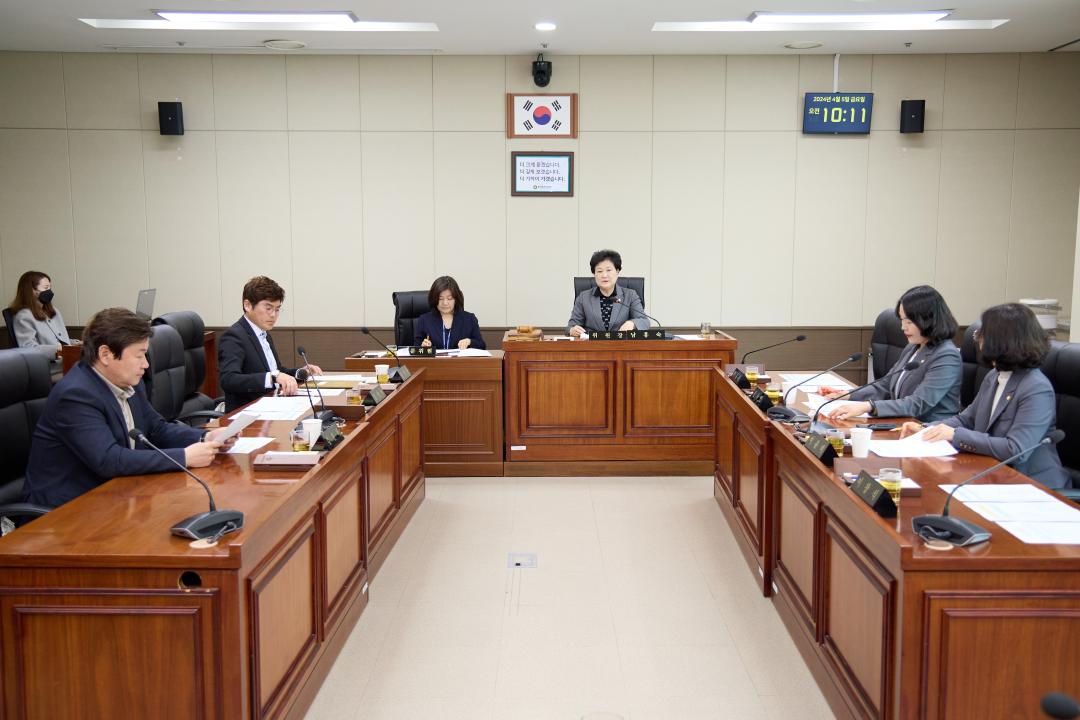 '의회운영위원회' 게시글의 사진(2) '20240405 운영위원회-12.jpg'