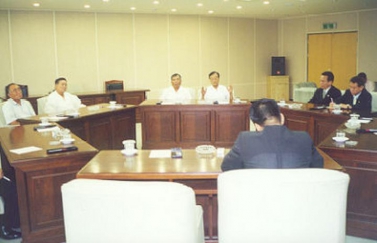 2000. 7. 18 전직의장단회의