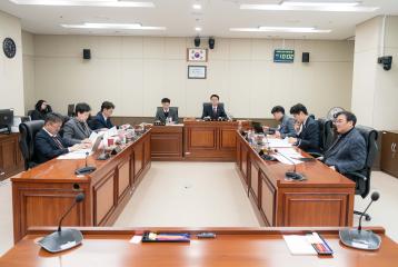 상임위위원회별 제1차 회의 ( 제300회 임시회 )