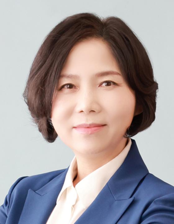 '용인특례시의회 신현녀 의원 대표 발의, ‘용인시 온실가스감축인지 예산제 운영 조례안’ 본회의 통과' 게시글의 사진(2) '신현녀 의원.jpg'